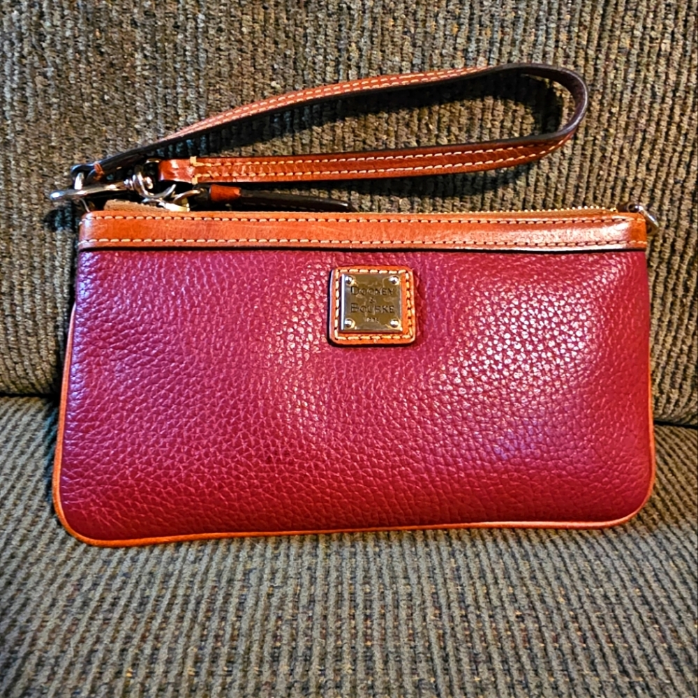 Dooney and Bourke Pebbeled Italian Leather Large Wristlet Wine EUC